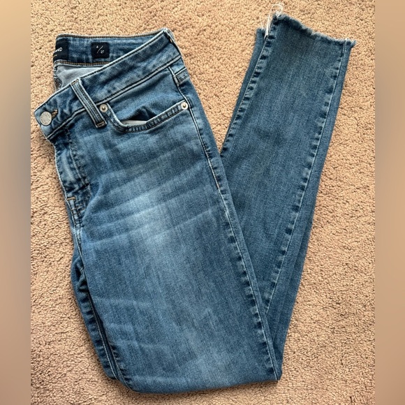 Lucky Brand Women's Lolita Super Skinny Jeans Size 4 Medium Wash - Picture 8 of 8